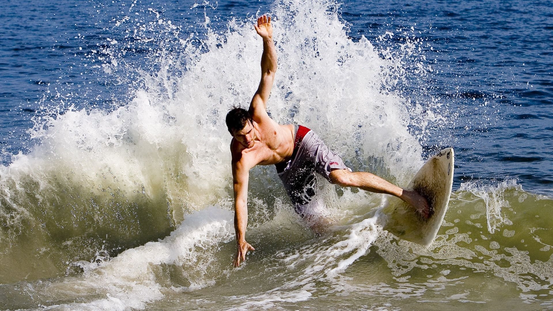 纳达尔遭遇十五连败，TES教练面临压力！